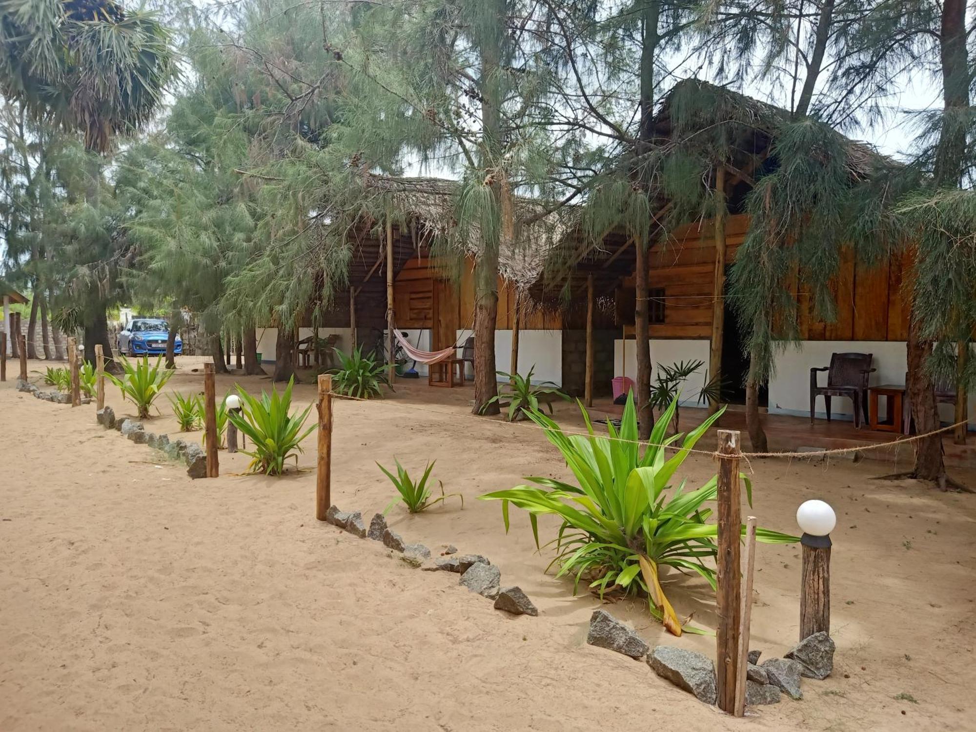 Sand Dune Beach Resort & Surf Camp Arugam Bay Εξωτερικό φωτογραφία