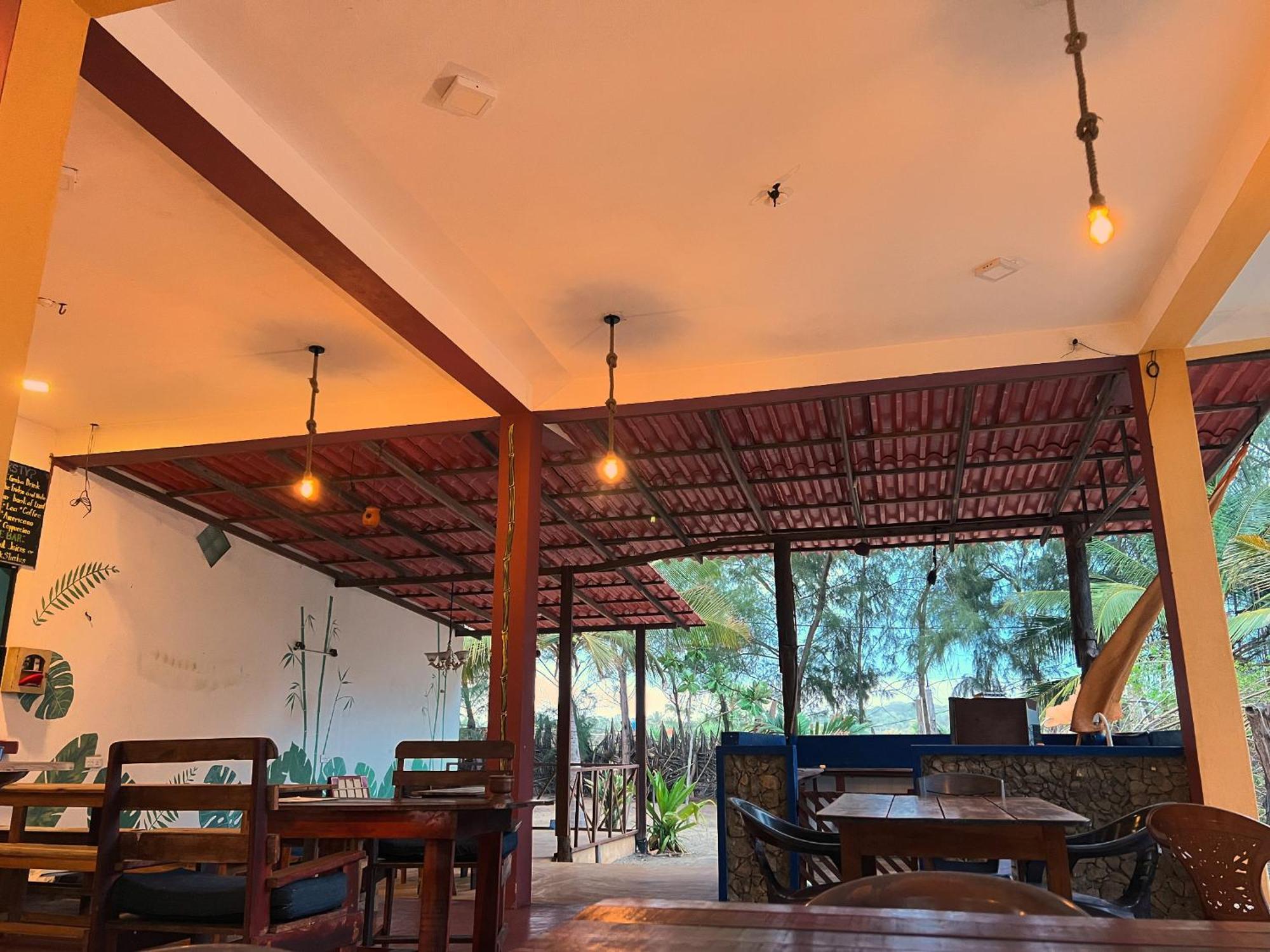 Sand Dune Beach Resort & Surf Camp Arugam Bay Εξωτερικό φωτογραφία