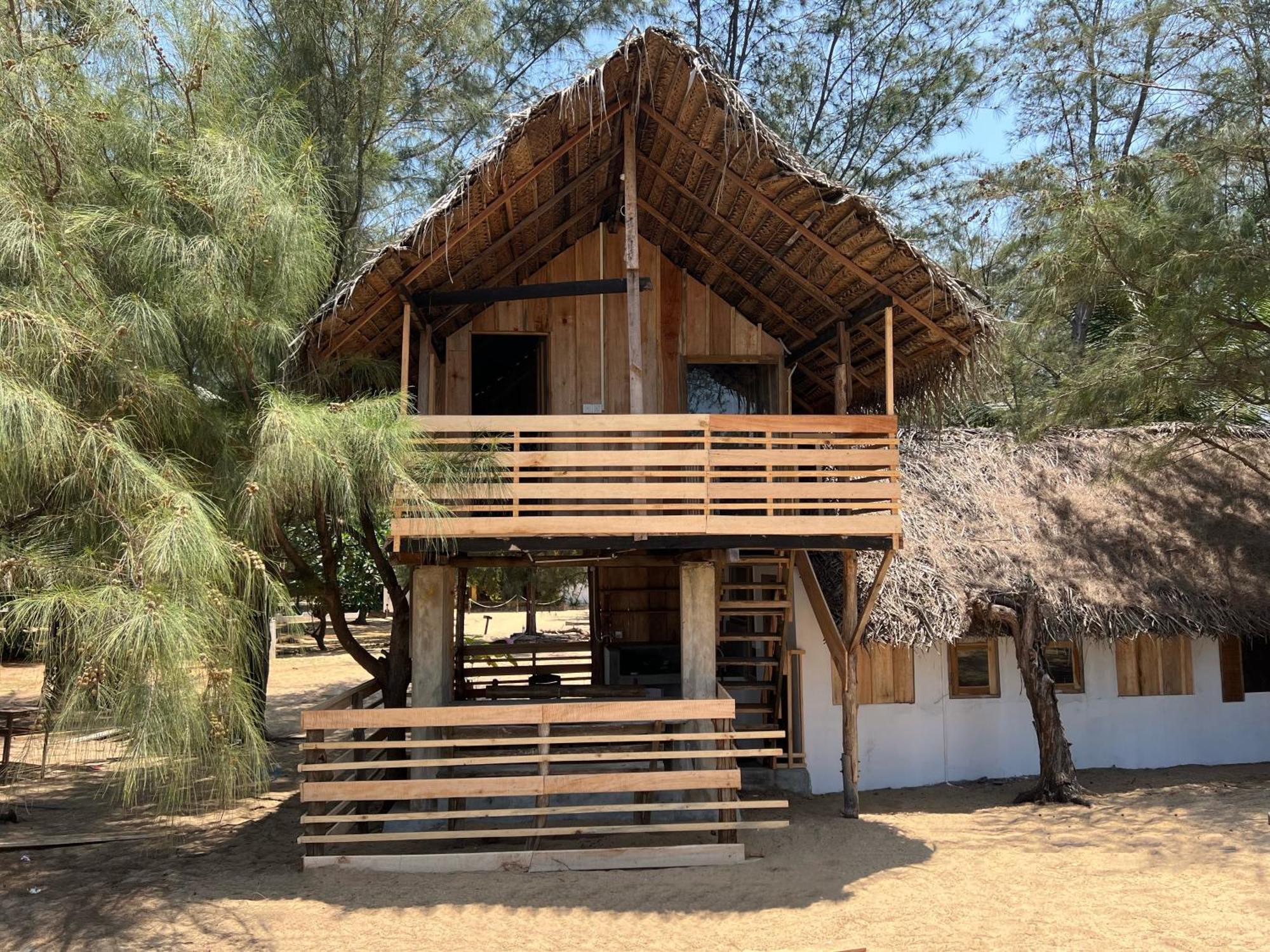 Sand Dune Beach Resort & Surf Camp Arugam Bay Εξωτερικό φωτογραφία